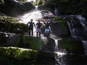 西表島の滝トレッキングツアー写真